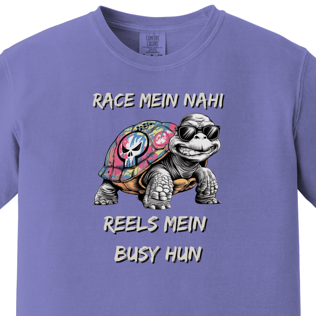 Race mein nahi, Reels mein busy Tee