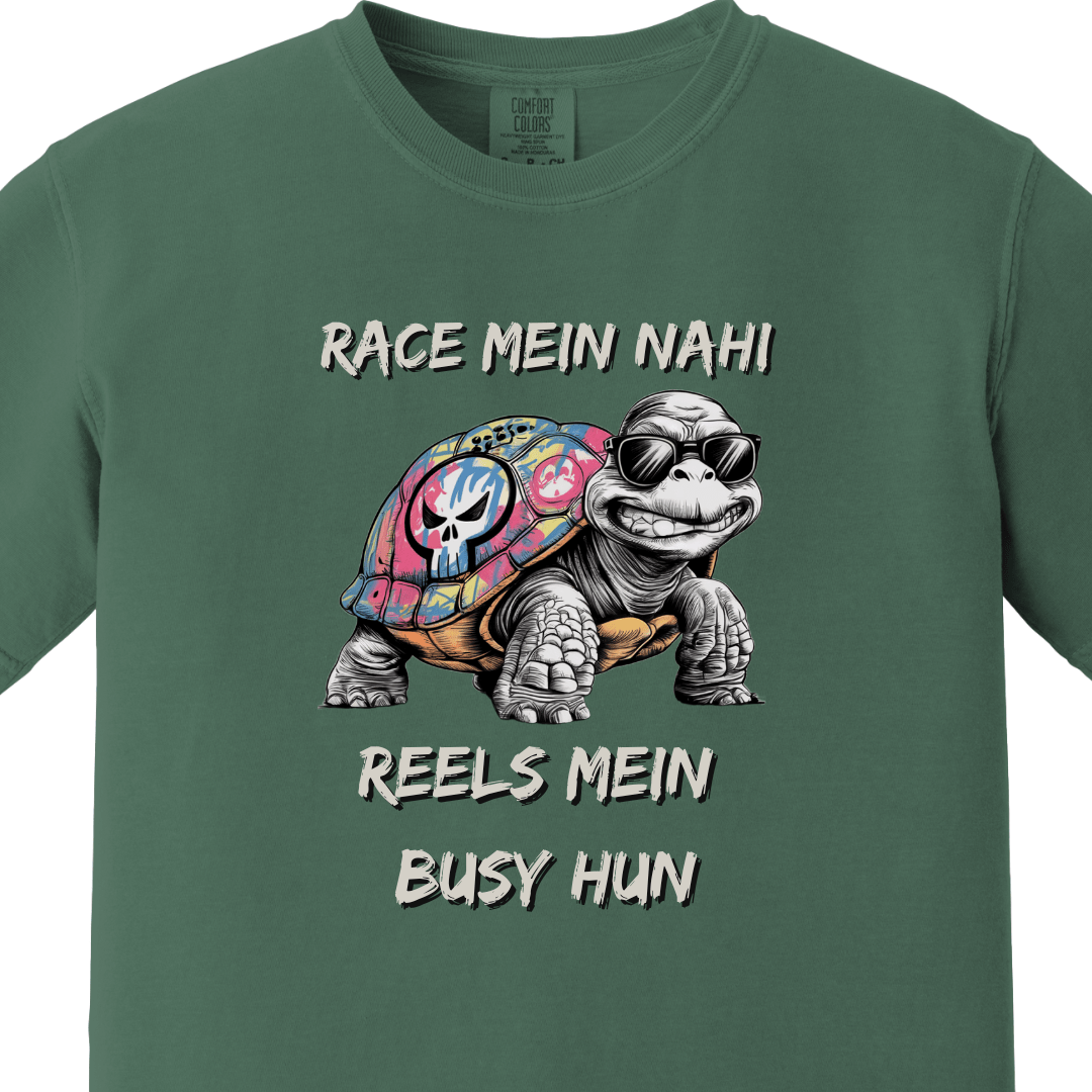 Race mein nahi, Reels mein busy Tee